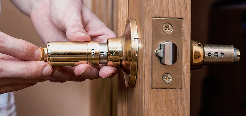 Padlock Lock Replacement Assistance in Florence-Graham, CA